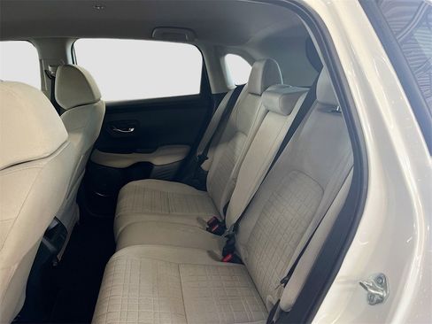 Used 2024 Honda HR-V LX image 22