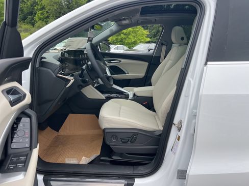 New 2026 Audi Q5 Premium Plus AWD/4WD image 24