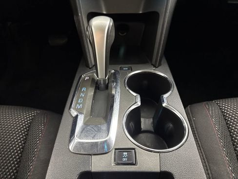 Used 2015 Chevrolet Equinox LT w/ Driver Convenience Package image 17