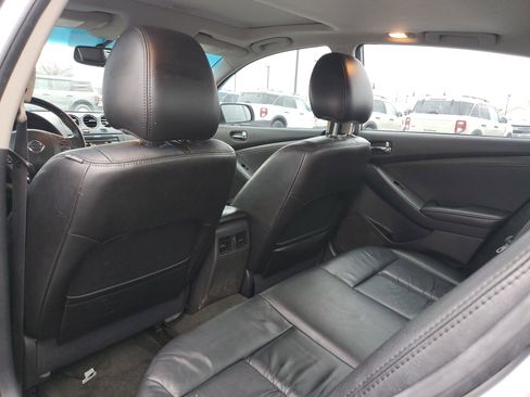 Used 2012 Nissan Altima 3.5 SR w/ Sport Pkg image 9