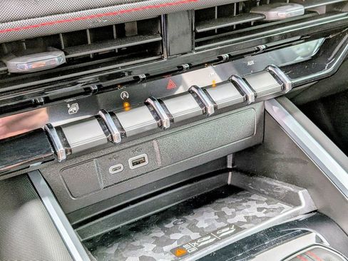 New 2025 Chevrolet Colorado Z71 w/ Midnight Edition image 23