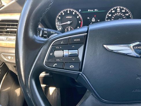 Used 2020 Genesis G90 3.3T Premium image 11