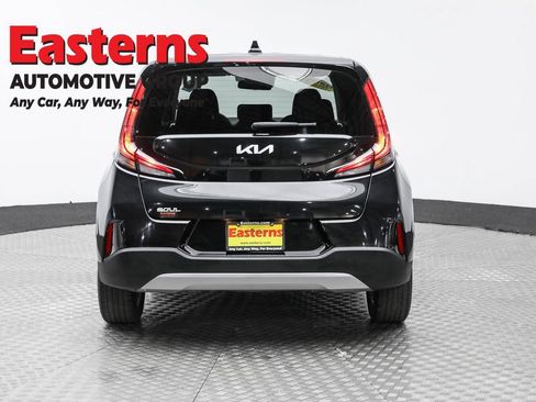 Used 2024 Kia Soul LX w/ Option Group 015 image 6