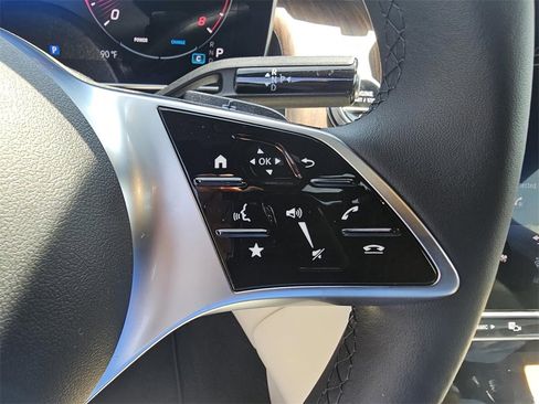 New 2025 Mercedes-Benz GLC 300 image 18