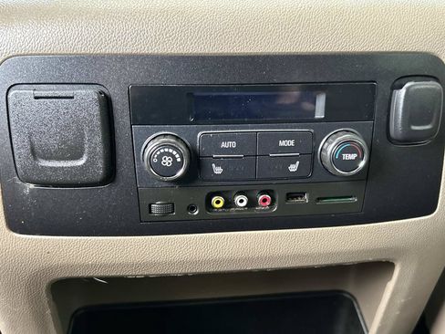 Used 2016 Chevrolet Tahoe LTZ AWD/4WD image 18