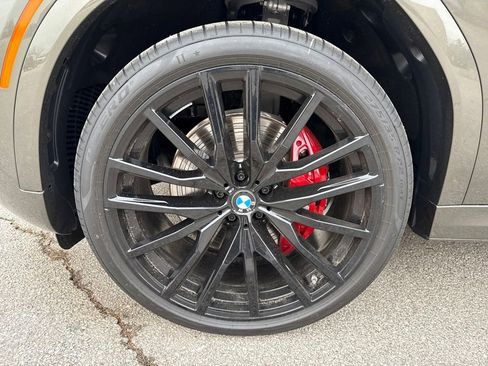 New 2026 BMW X6 xDrive40i w/ Climate Comfort Package image 9