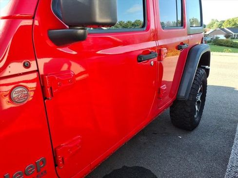 Used 2020 Jeep Wrangler Unlimited Rubicon AWD/4WD image 4