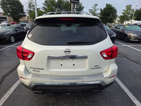 Used 2017 Nissan Pathfinder Platinum AWD/4WD image 6