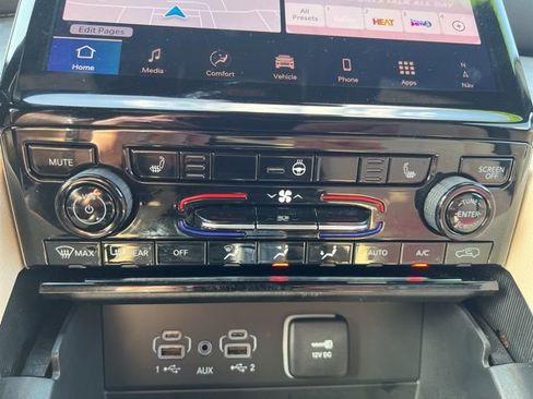 Used 2024 Jeep Grand Cherokee Limited w/ Trailer Tow Package image 29