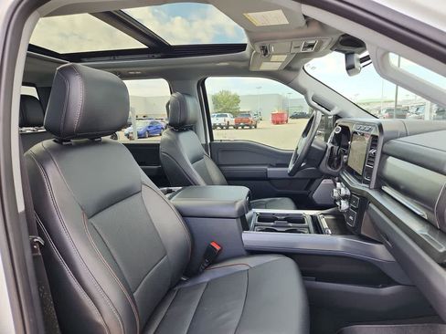 Used 2024 Ford F350 Lariat w/ Lariat Ultimate Package image 18