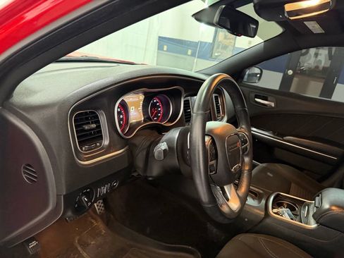 Used 2018 Dodge Charger SXT Plus w/ Beats Audio Group RWD image 14