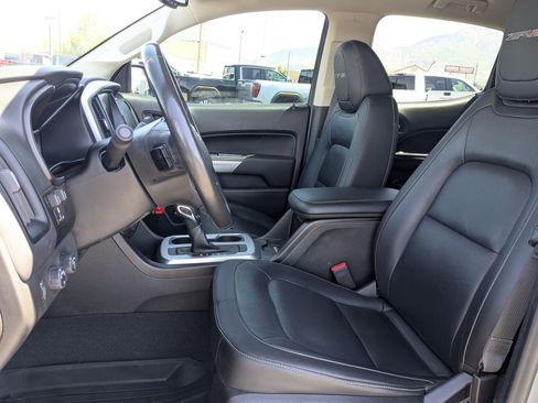 Used 2022 Chevrolet Colorado ZR2 AWD/4WD image 30