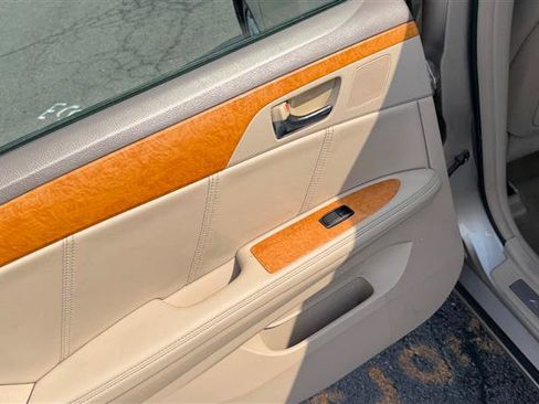 Used 2007 Toyota Avalon Limited FWD image 22