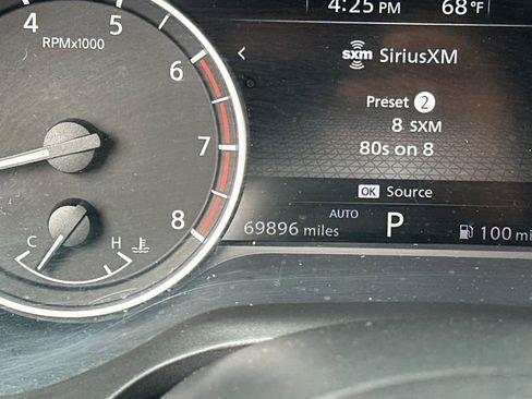 Used 2023 Nissan Rogue S AWD/4WD image 25