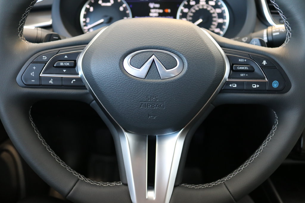 Used 2025 INFINITI QX55 Luxe w/ Cargo Package AWD/4WD image 42