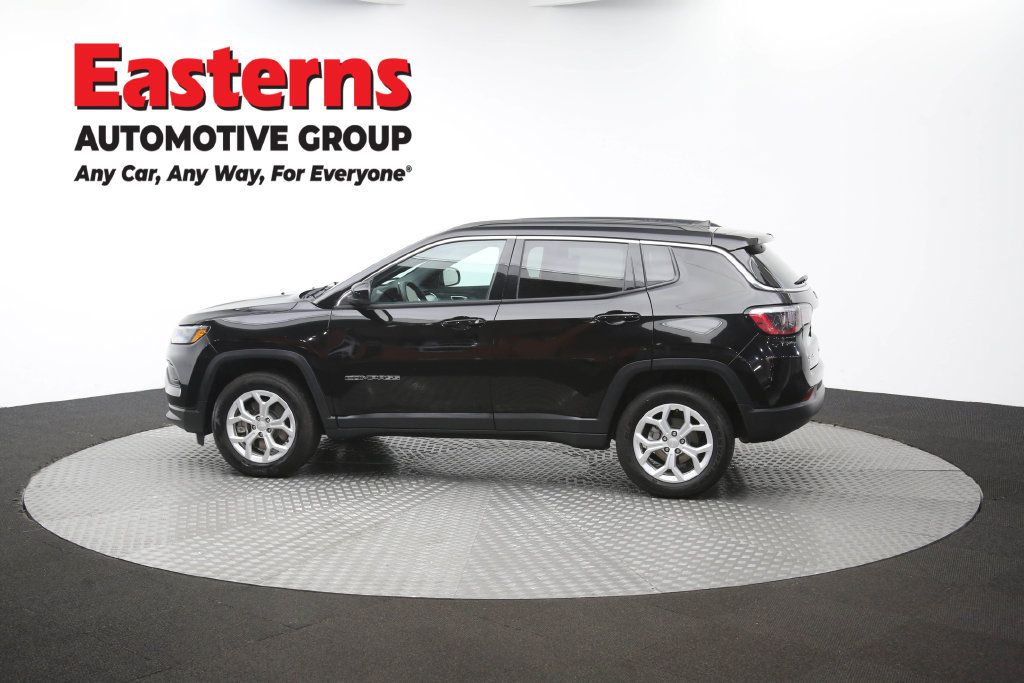 Used 2024 Jeep Compass Latitude AWD/4WD image 62