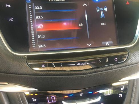Used 2017 Cadillac XT5 Premium Luxury w/ Driver Assist Package FWD image 26