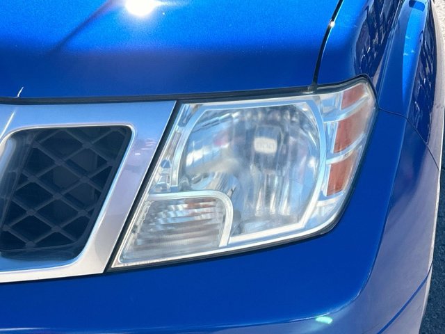 Used 2014 Nissan Frontier PRO-4X w/ Pro-4x Luxury Package AWD/4WD image 9
