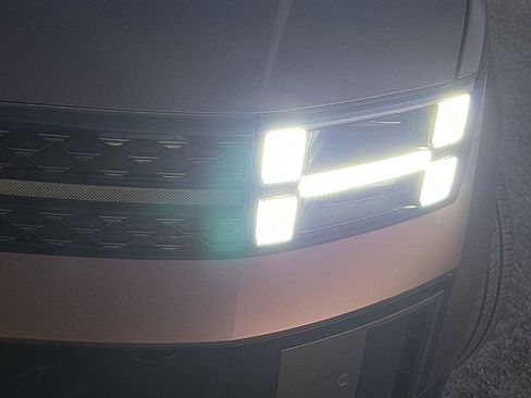 New 2025 Hyundai Santa Fe Calligraphy image 44