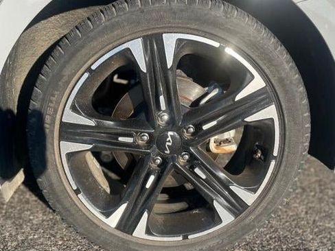 Used 2024 Kia K5 GT-Line w/ GT-Line Premium Package FWD image 14