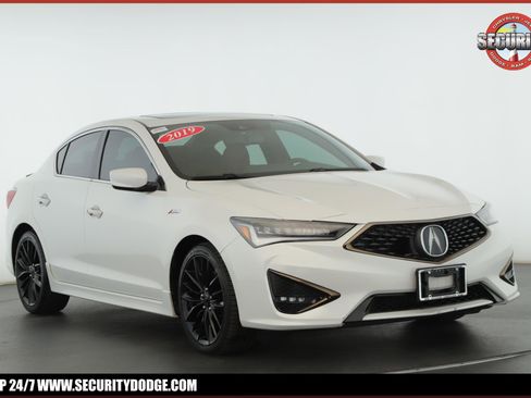 Used 2019 Acura ILX image 1