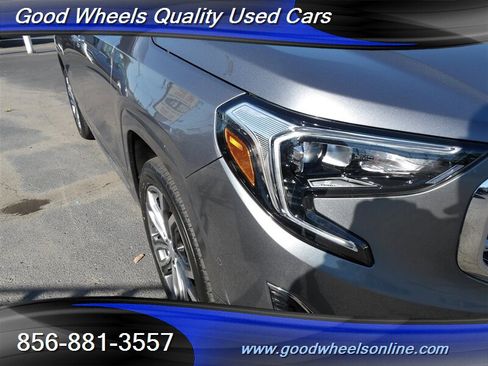 Used 2019 GMC Terrain Denali w/ Advanced Safety Package image 10