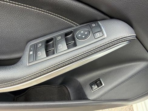 Used 2018 Mercedes-Benz CLA 250 image 23