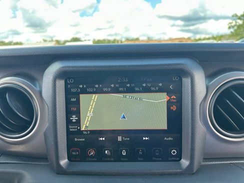 Used 2020 Jeep Wrangler Unlimited Sport S w/ Sun And Sound Package AWD/4WD image 22