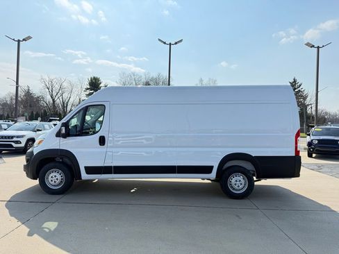 New 2026 RAM ProMaster 3500 w/ Convenience Group FWD image 4