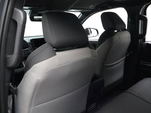 Certified 2025 Toyota Tacoma TRD Off-Road image 20