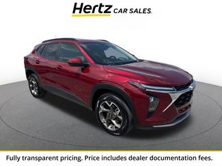 Used 2025 Chevrolet Trax LT w/ LT Convenience Package FWD video 1