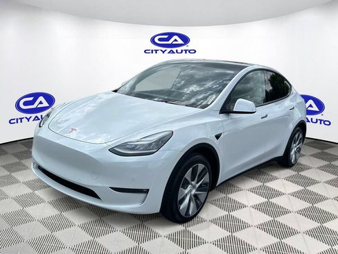 Used 2021 Tesla Model Y Long Range AWD/4WD image 10