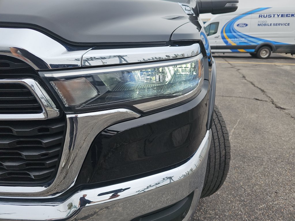 Used 2025 RAM 1500 Big Horn AWD/4WD image 31
