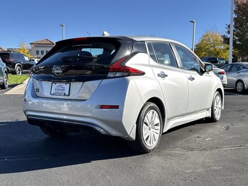 Certified 2025 Nissan Leaf S image 3