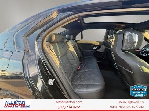 Used 2024 BMW 740i xDrive AWD/4WD image 18