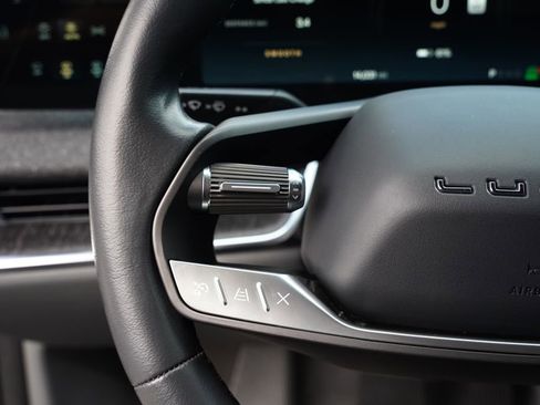 Used 2024 Lucid Air Pure RWD image 31