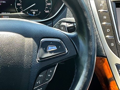 Used 2016 Lincoln MKX Reserve w/ Climate Package AWD/4WD image 21