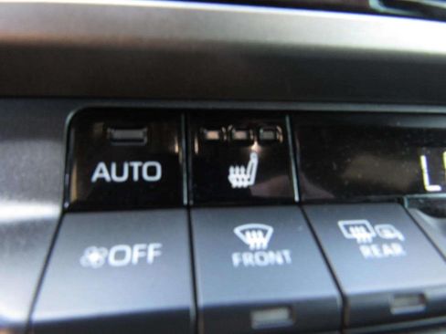 Used 2025 Toyota Camry XSE FWD image 20