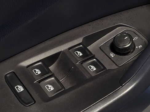 Used 2019 Volkswagen Jetta S w/ Driver Assistance Package FWD image 27