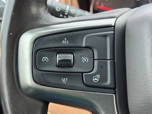 Used 2021 Chevrolet Silverado 1500 LT Trail Boss w/ Convenience Package II AWD/4WD image 19