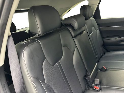 Used 2025 Kia Sorento S w/ Panoramic Sunroof Package FWD image 43