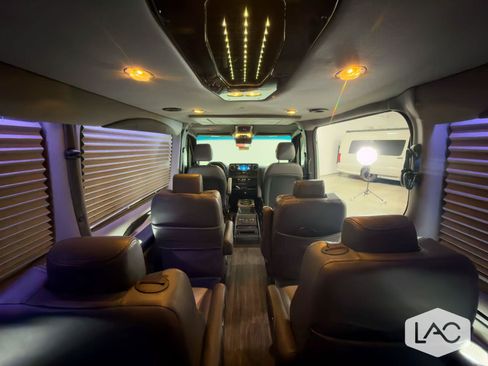 Used 2024 Mercedes-Benz Sprinter 2500 image 18