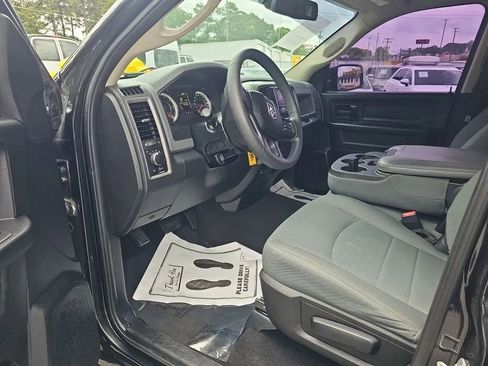 Used 2018 RAM 1500 Tradesman w/ Popular Equipment Group RWD image 12