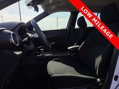 Used 2024 Nissan Kicks SR image 15