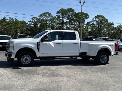Certified 2024 Ford F350 XLT image 7