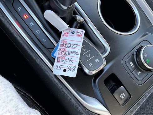 Used 2020 Chevrolet Traverse Premier image 12