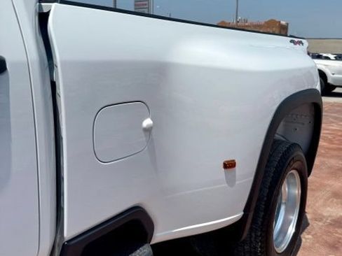 Used 2025 Chevrolet Silverado 3500 W/T AWD/4WD image 22