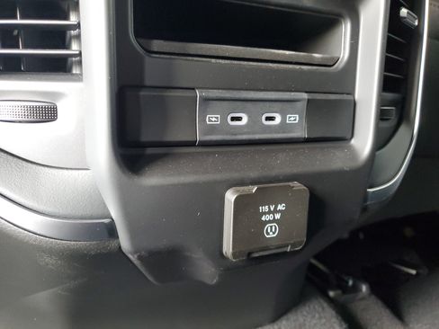Used 2026 RAM 1500 Big Horn AWD/4WD image 11