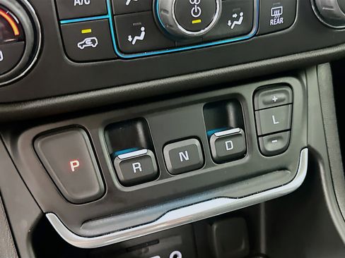 Used 2021 GMC Terrain SLE w/ Driver Convenience Package image 24