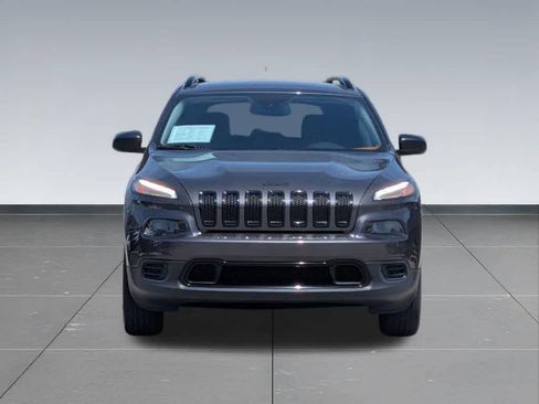 Used 2016 Jeep Cherokee Sport w/ Cold Weather Group AWD/4WD image 12